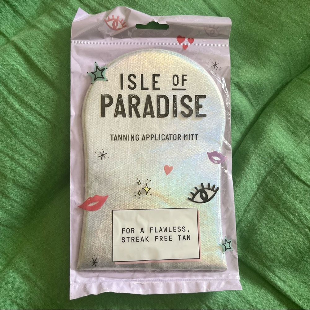 BNIB Isle of Paradise tanning mitt